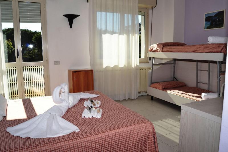 Hotel Suisse Milano Marittima Exteriör bild