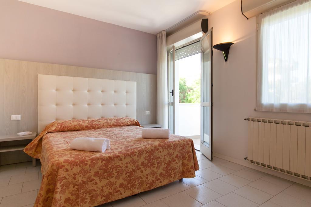 Hotel Suisse Milano Marittima Exteriör bild