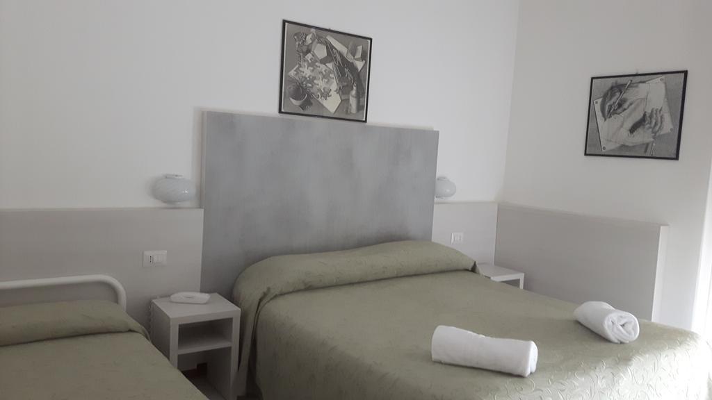 Hotel Suisse Milano Marittima Exteriör bild