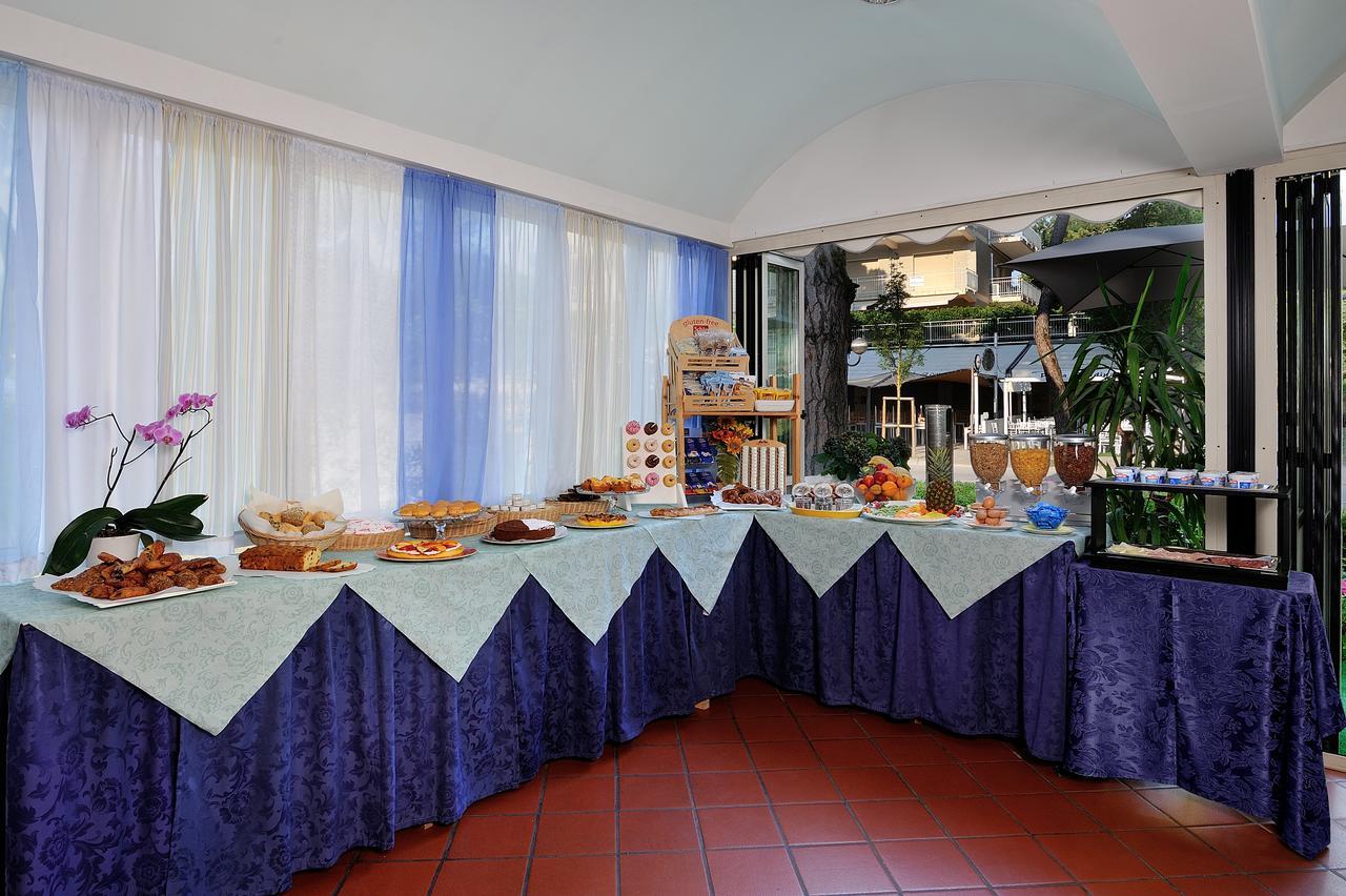 Hotel Suisse Milano Marittima Exteriör bild
