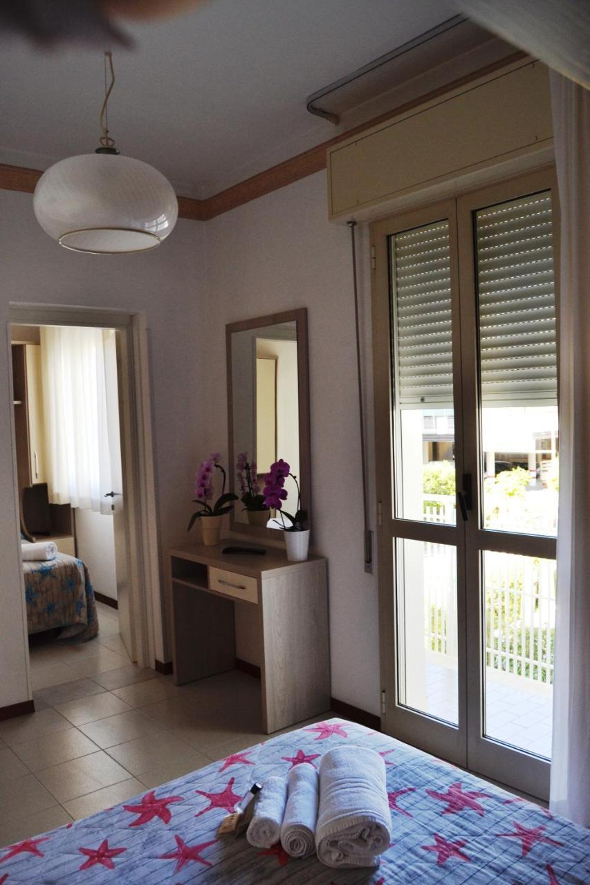 Hotel Suisse Milano Marittima Exteriör bild